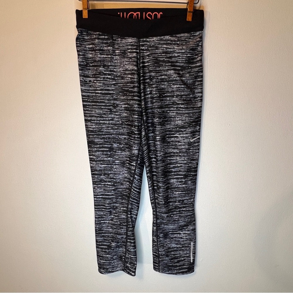 Nike Just Do It. Fitness Dri-FIT Black Leggings Women’s Small